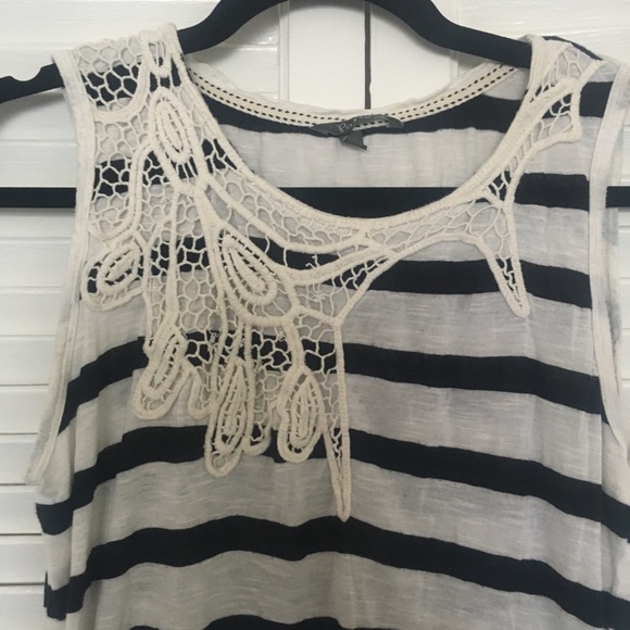 Cream Lace And Black Striped Tank Top - Picture 3 of 6